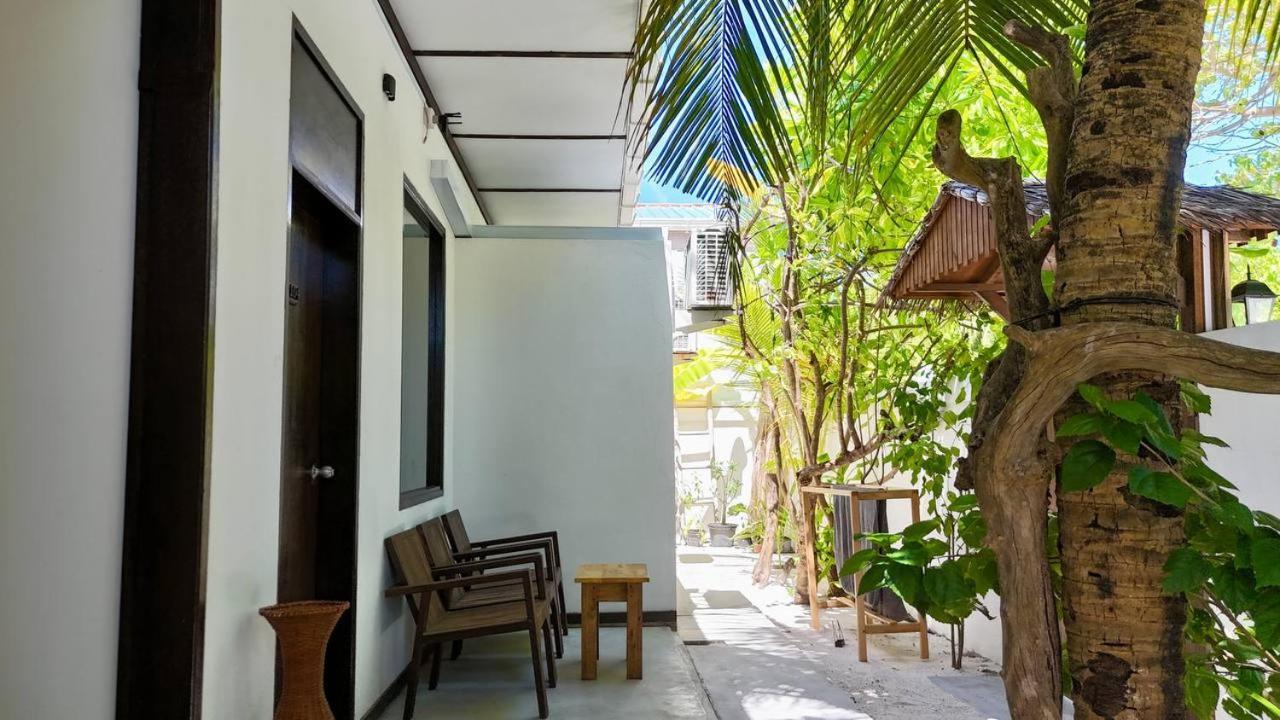 Seascape Retreats Dhigurah Hotell Dhigurah  Exteriör bild