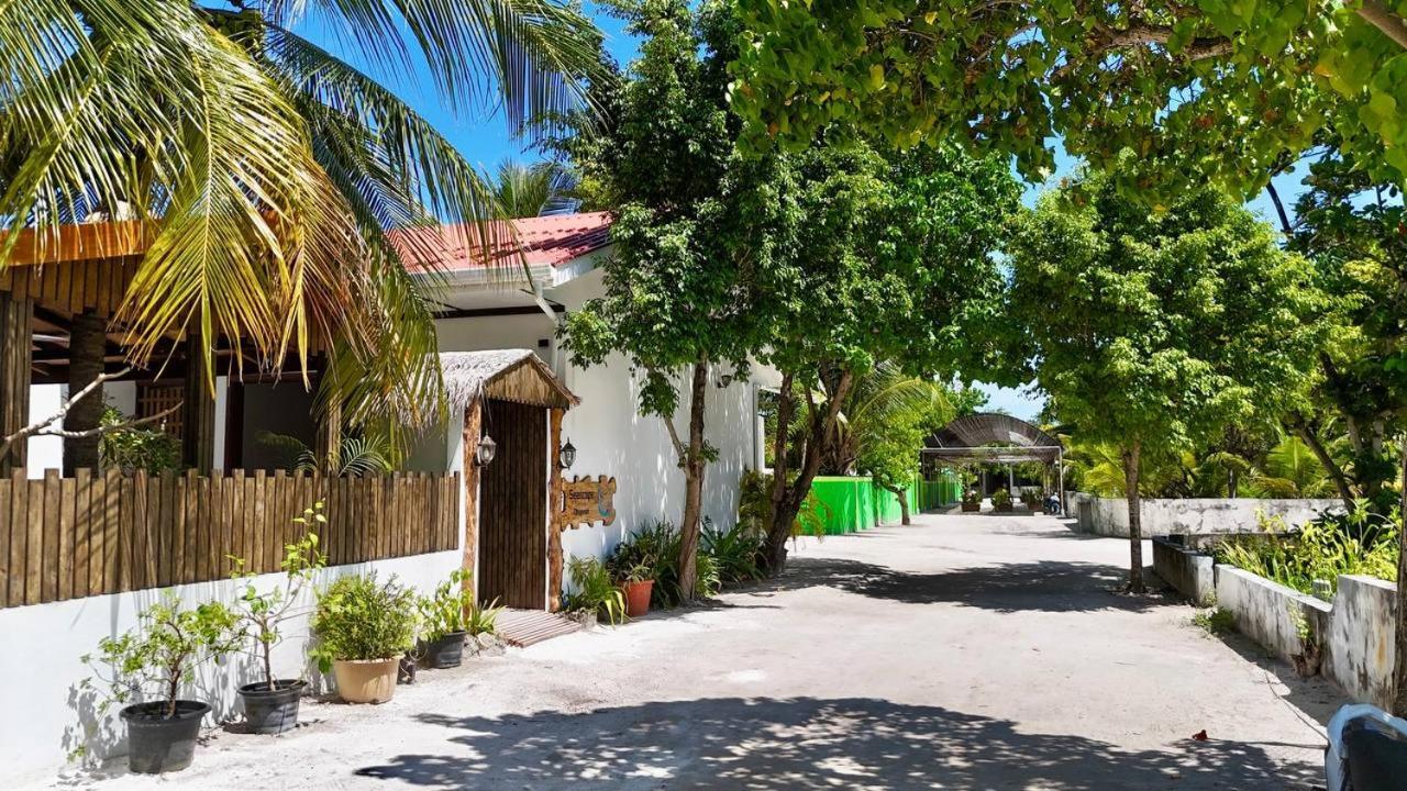 Seascape Retreats Dhigurah Hotell Dhigurah  Exteriör bild