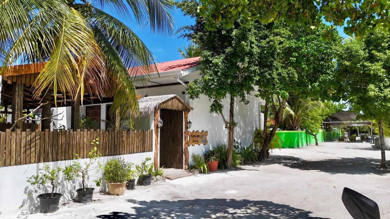 Seascape Retreats Dhigurah Hotell Dhigurah  Exteriör bild